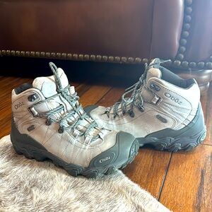 Oboz Women’s Hiking Boot, size 10.5